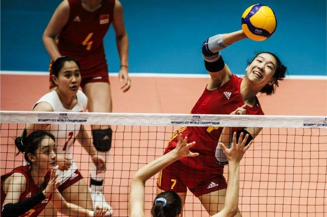 U21女排世锦赛中国险胜意大利荣膺冠军 庄宇珊MVP