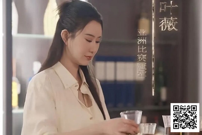 【EV扑克】告别赌神式浮夸,张晨旭携手《女王归来》展现扑克的真实与优雅,抖音红果同步上线 【EV扑克】告别赌神式浮夸,张晨旭携手《女王归来》展现扑克的真实与优雅,抖音红果同步上线