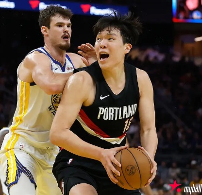 大发体育-季前赛-杨翰森首秀4+4+1+6犯离场 开拓者负勇士,大发助力你的致富之路! 大发体育-季前赛-杨翰森首秀4+4+1+6犯离场 开拓者负勇士,大发助力你的致富之路!