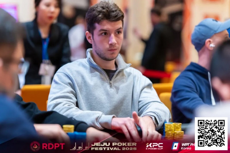 【EV扑克】济州扑克嘉年华|赛程燃至收官!红龙杯主赛36人争斗剩余九强争霸!明日FT中外冠军争夺战悬念拉满!唯一美女选手杨洋成焦点! 【EV扑克】济州扑克嘉年华|赛程燃至收官!红龙杯主赛36人争斗剩余九强争霸!明日FT中外冠军争夺战悬念拉满!唯一美女选手杨洋成焦点!