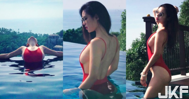 【博狗扑克】超辣！比基尼妹「性感露奶」胸部彈到「池水震盪」網：感覺水裡有奶味…