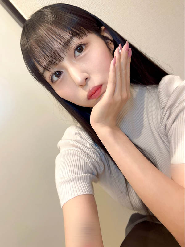 【博狗扑克】本城花(SQTE-684) 想被大棒狂顶的「正妹偶像女优」，还展现超高超口技…