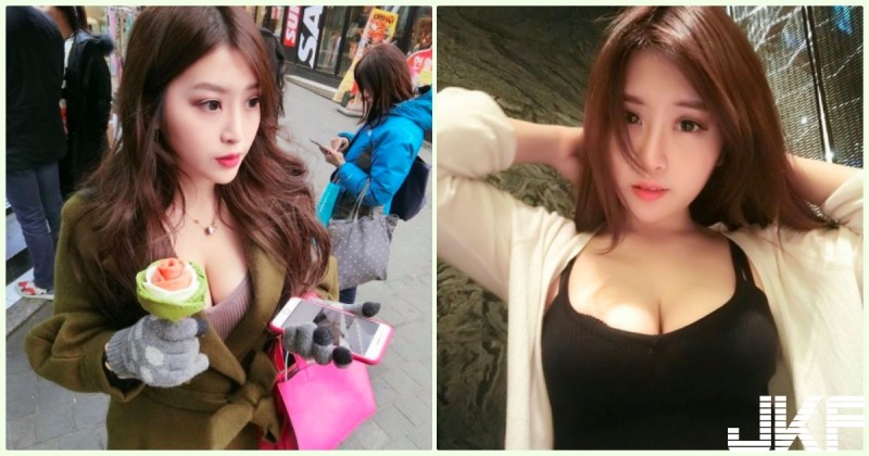 【博狗扑克】路邊驚見「超胸爆乳妹」飽滿車頭燈好猛！超誘惑「美胸視角」引人遐想…