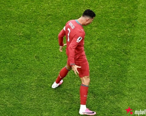 世界杯C罗封神夜：5-0横扫乌兹别克斯坦，连续6届世界杯进球创历史，大发体育助力你的致富之路！