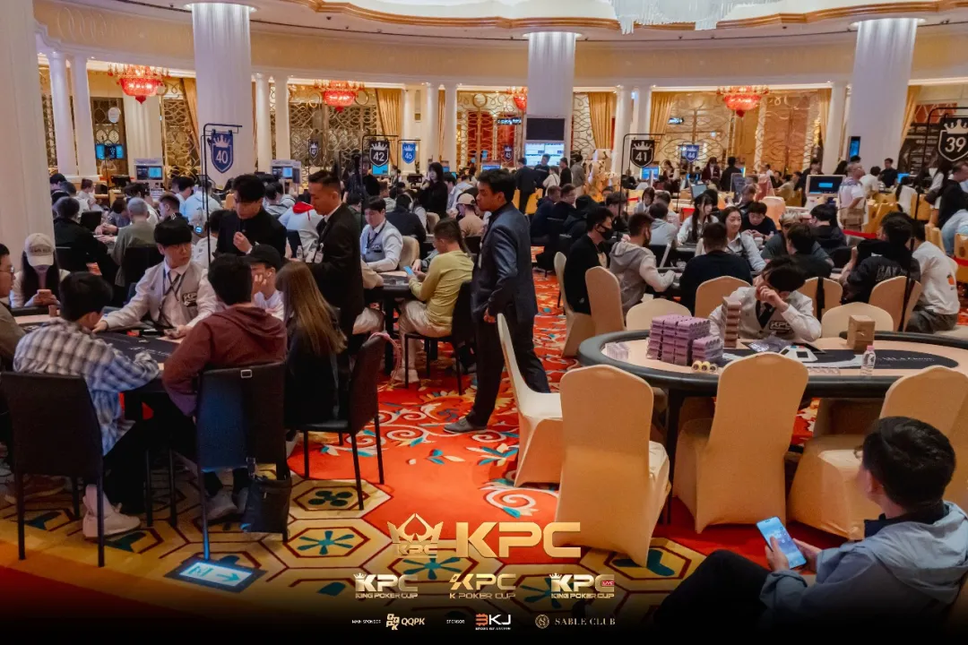 【EV扑克】2026KPC济州站｜群雄争锋！主赛事B/C组合共407人次参赛52人晋级，张达森/赵洪军分别登顶小组CL，多场混合游戏持续开启助你摘冠！